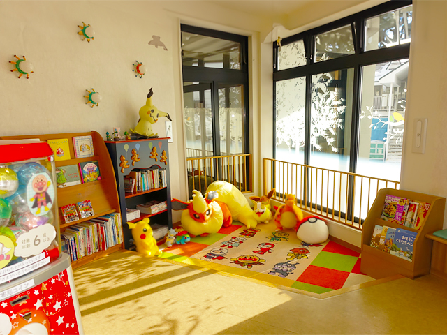遊びコーナー | 秋山こどもクリニック