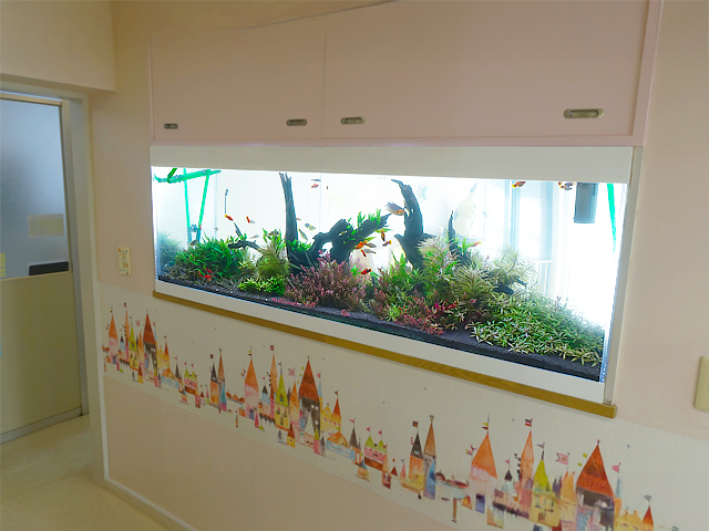 中待合室 | 秋山こどもクリニック